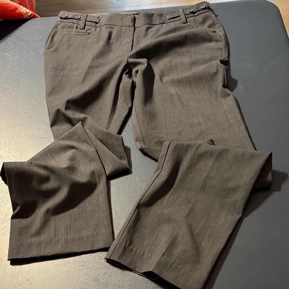 Daisy Fuentes gray dress slacks. Size 8. Never worn